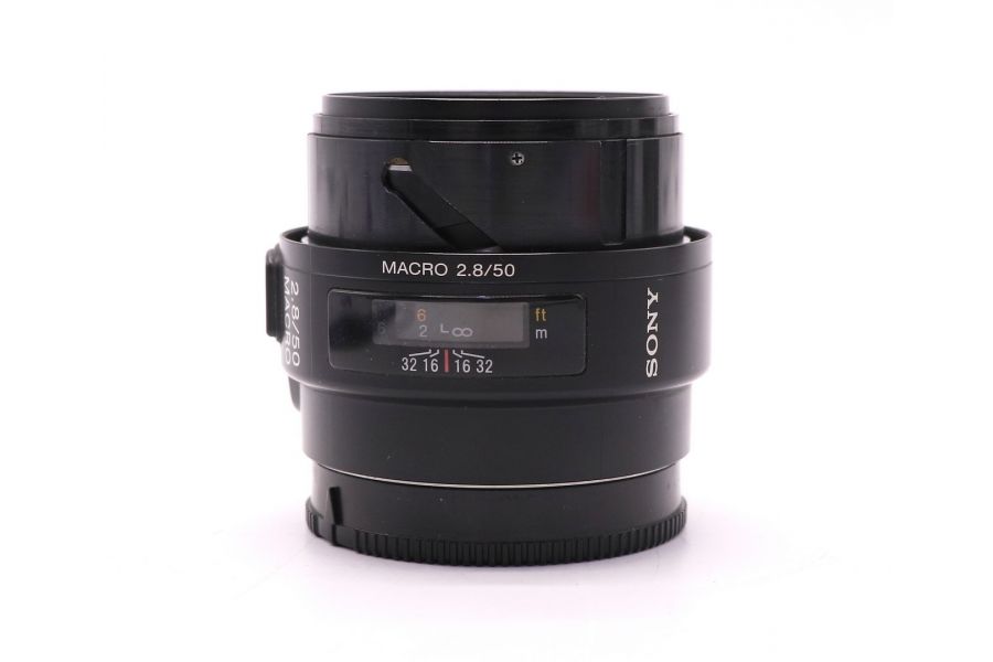 Sony 50mm f/2.8 Macro (Japan, 2006)
