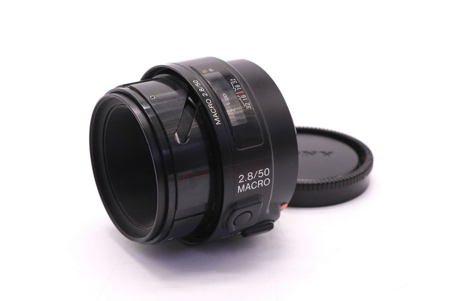 Sony 50mm f/2.8 Macro (Japan, 2006)