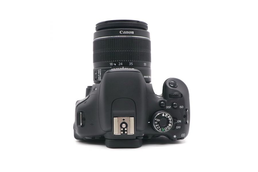 Фотокамера Canon EOS 600D kit (пробег 5375 кадров)