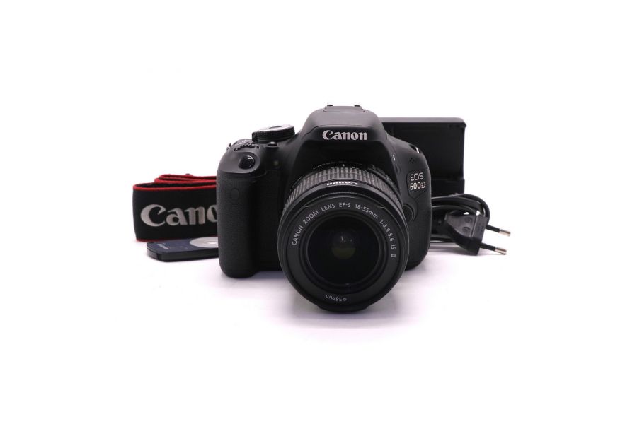 Фотокамера Canon EOS 600D kit (пробег 1590 кадров)