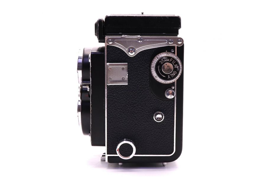 Yashica 635