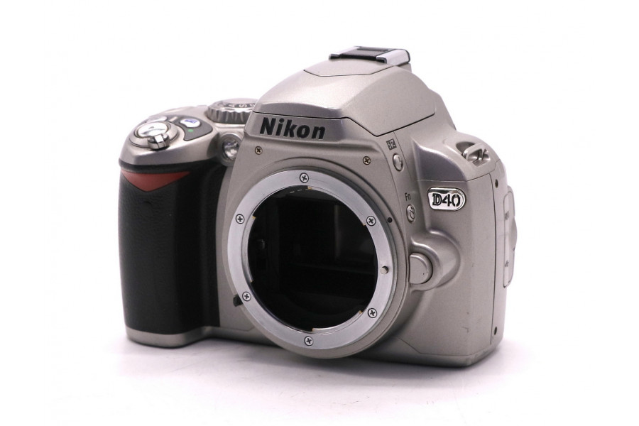 Фотокамера Nikon D40 body (пробег 21425 кадров)