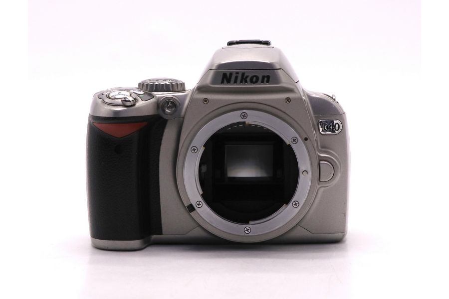 Фотокамера Nikon D40 body (пробег 21425 кадров)