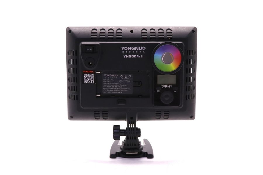 Светодиодный осветитель Yongnuo YN300 II