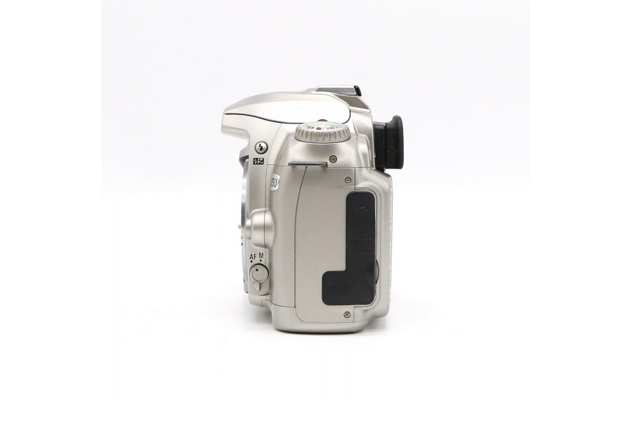 Камера Nikon D50 body (пробег 15240 кадров)
