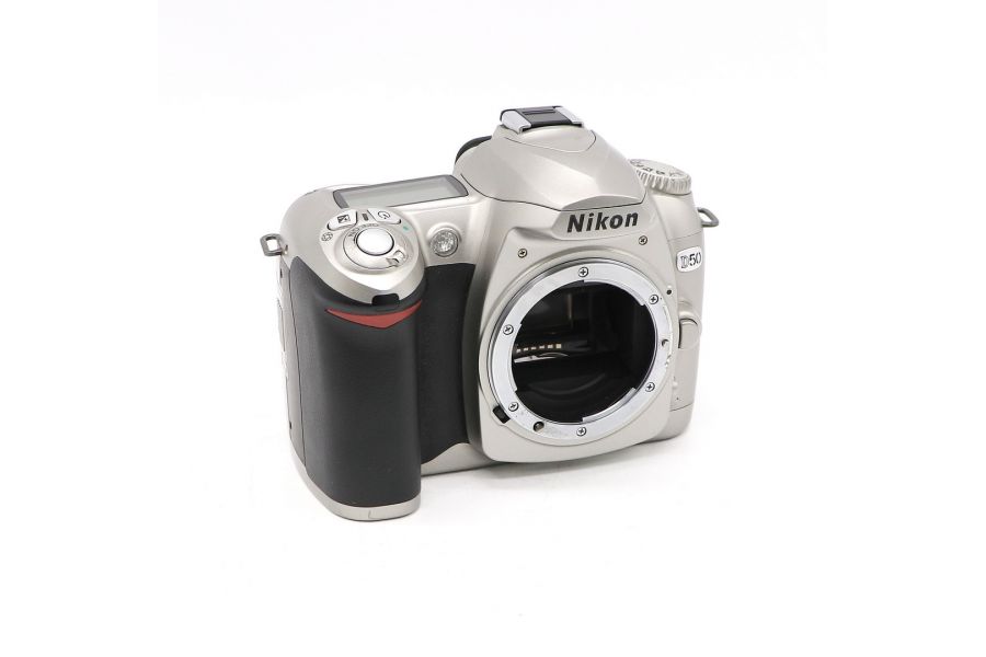 Камера Nikon D50 body (пробег 15240 кадров)