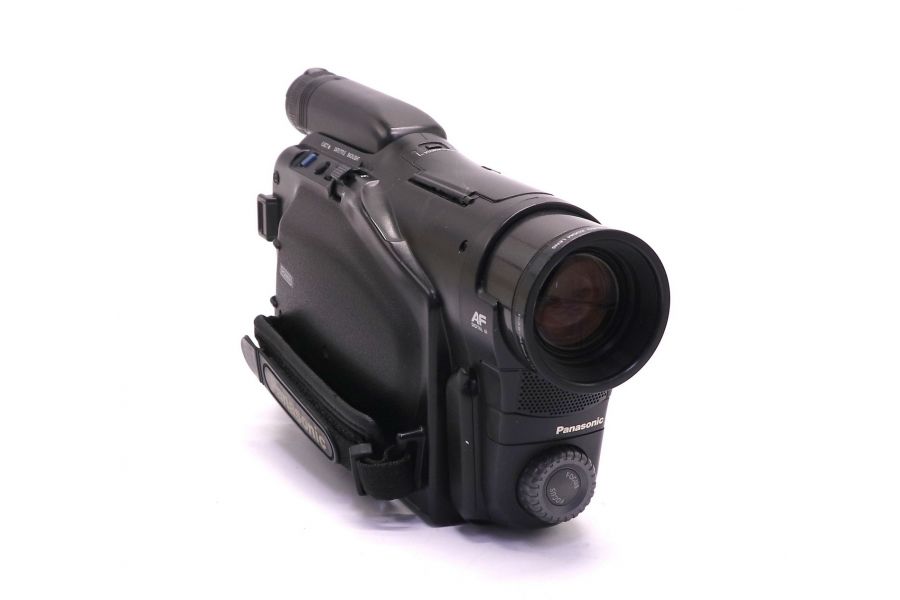 Видеокамера Panasonic NV-RX20EN в упаковке