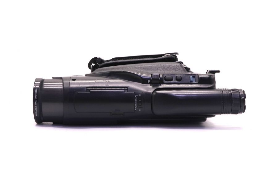 Видеокамера Panasonic NV-RX20EN в упаковке