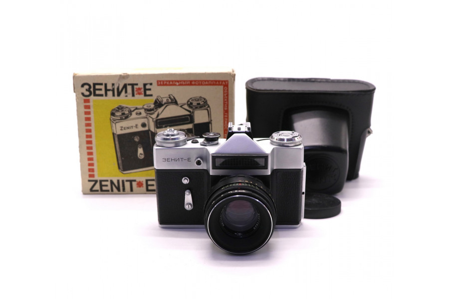 Фотокамера Зенит Е kit Гелиос-44-2 в упаковке