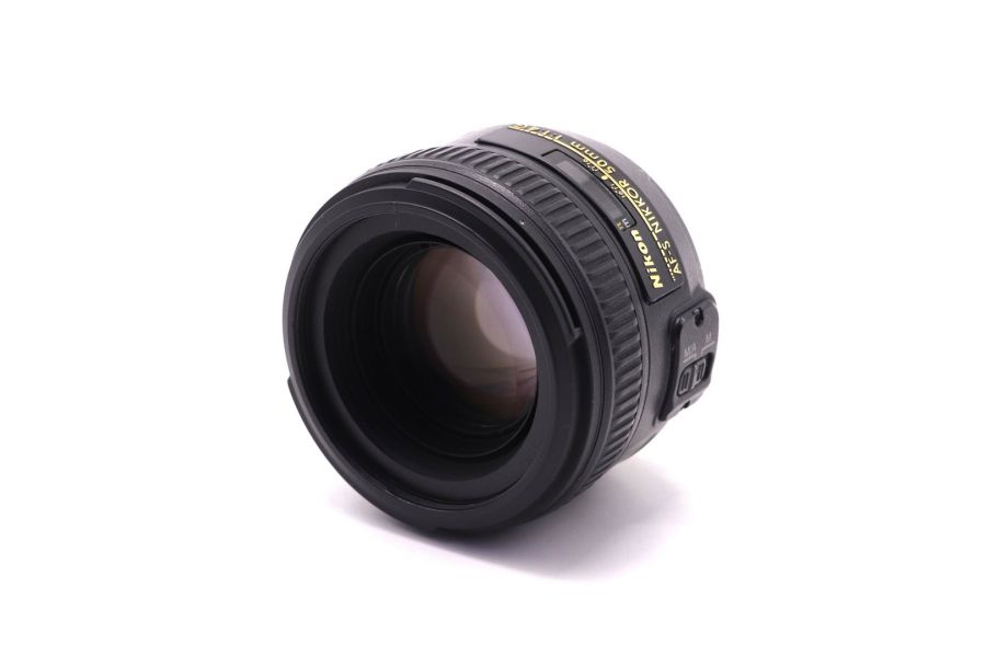 Полнокадровый объектив Nikon 50mm f/1.4G AF-S Nikkor