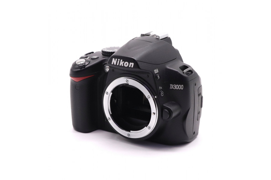 Камера Nikon D3000 body (пробег 9400 кадров)