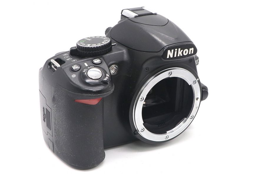 Nikon D3100 body (пробег 55515 кадров)