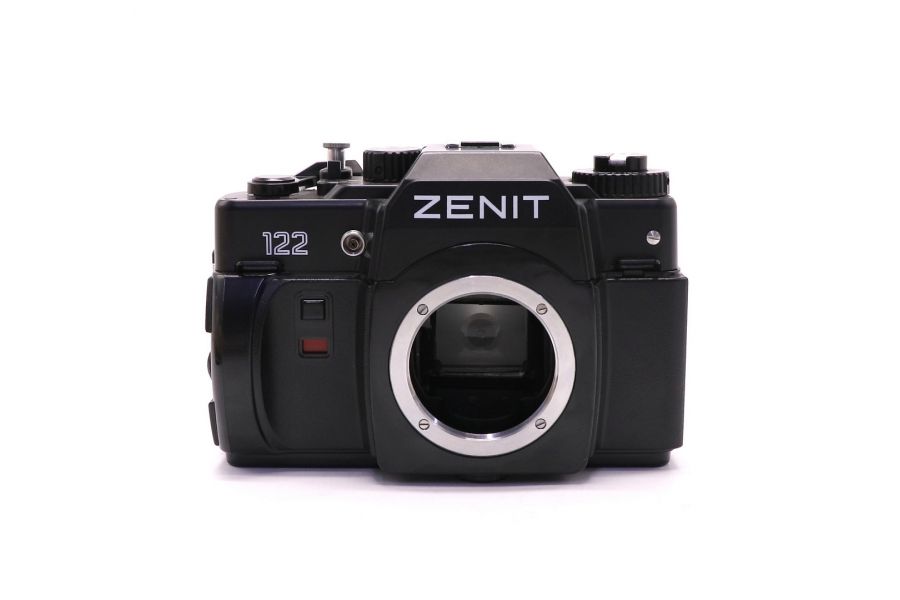 Фотоаппарат пленочный Новый Зенит 122 body