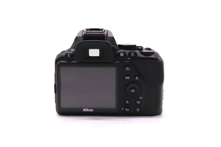 Nikon D3500 body в упаковке (пробег 16575 кадров)