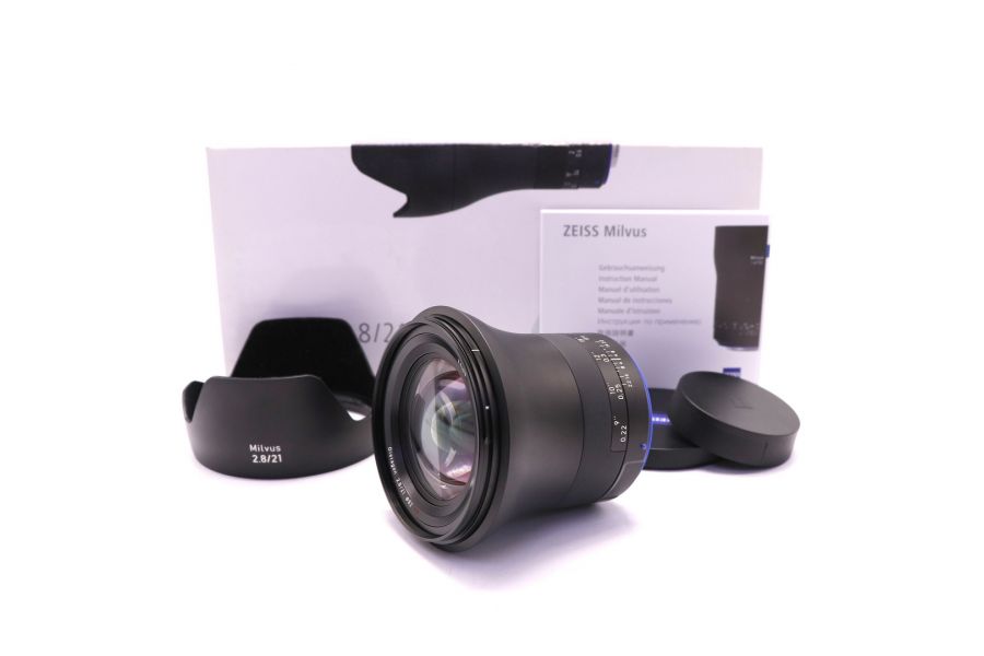 Zeiss Milvus 21mm f/2.8 ZE в упаковке