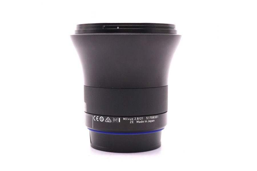 Zeiss Milvus 21mm f/2.8 ZE в упаковке