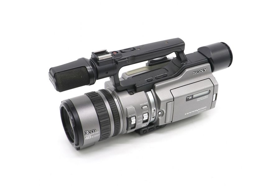 Видеокамера Sony DCR-VX2100E (Japan, 2000)