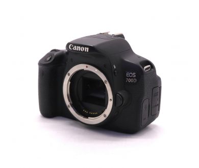 Canon EOS 700D body (пробег 19455 кадров)