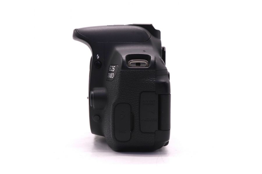 Canon EOS 700D body (пробег 19455 кадров)