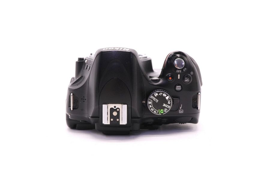 Зеркальный цифровой фотоаппарат Nikon D5100 body