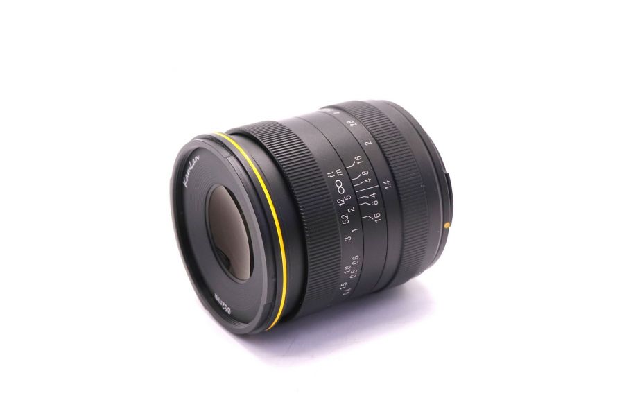 KamLan 28mm f/1.4 Canon EF-M в упаковке