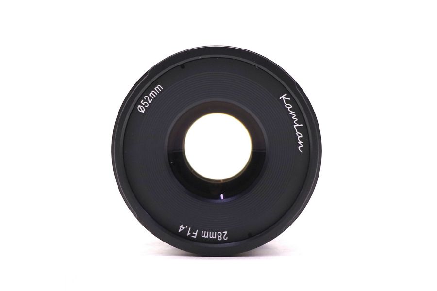 KamLan 28mm f/1.4 Canon EF-M в упаковке