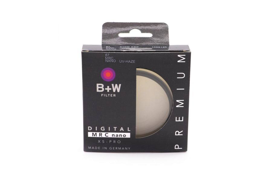 Светофильтр B+W 67 010 UV-Haze MRC nano XS-Pro Digital в упаковке