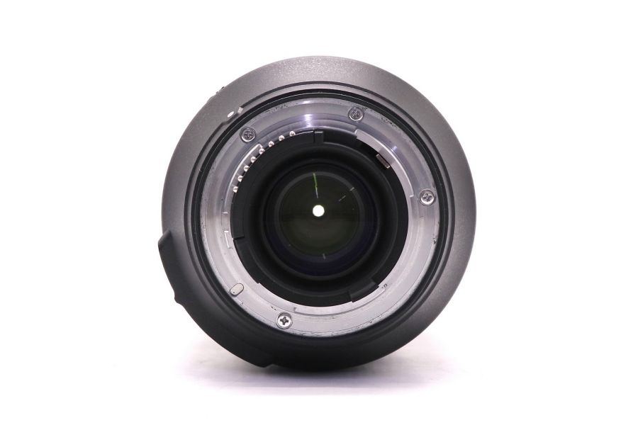 Nikon 28-300mm f/3.5-5.6G AF-S ED VR Nikkor (Thailand)