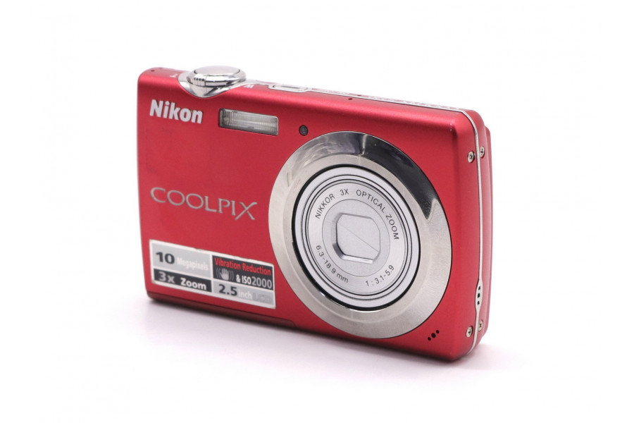 Компактная цифровая камера Nikon Coolpix S220