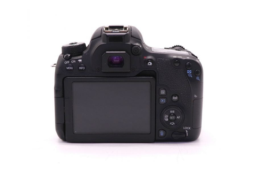 Canon EOS 77D body (пробег 26695 кадров)