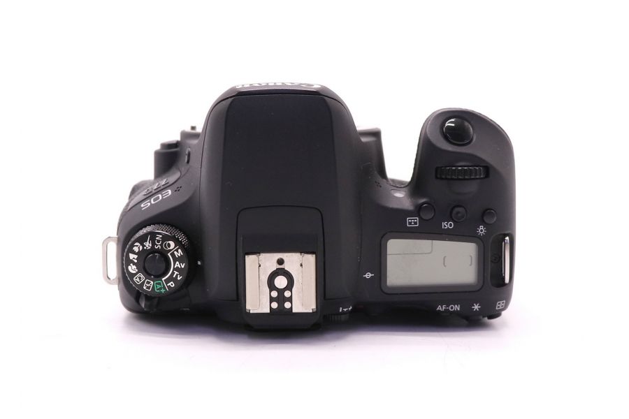 Canon EOS 77D body (пробег 26695 кадров)
