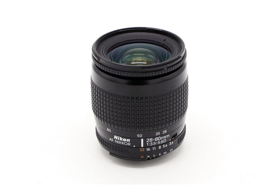 Nikon 28-80mm f/3.5-5.6D AF Nikkor (2000)