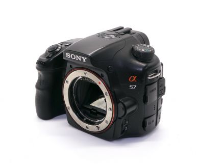 Камера Sony A57 body (пробег 23250 кадров)