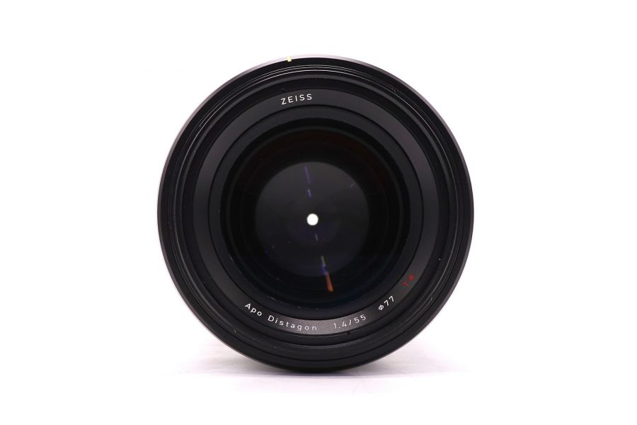 Zeiss Otus 55mm f/1.4 в упаковке
