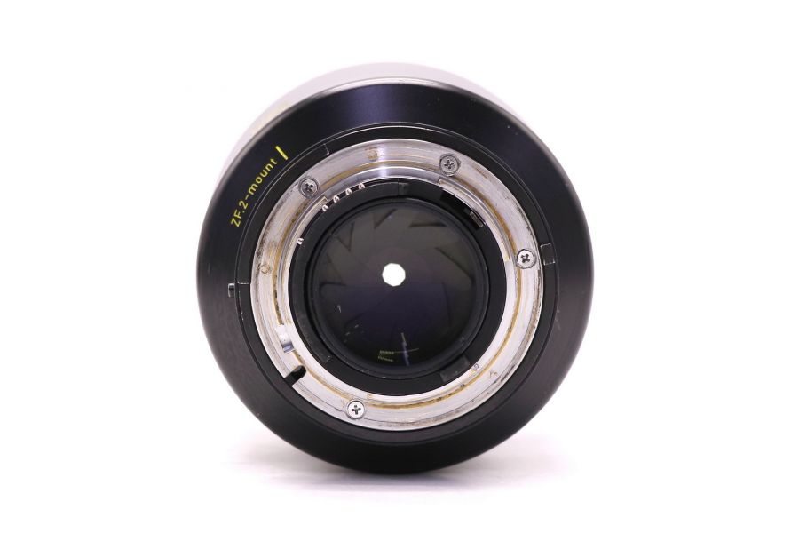 Zeiss Otus 55mm f/1.4 в упаковке