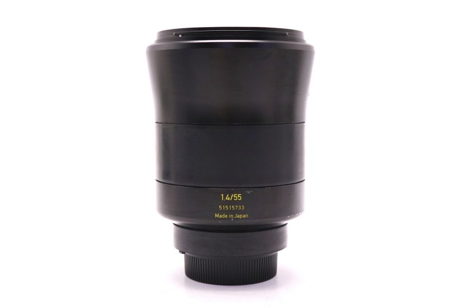 Zeiss Otus 55mm f/1.4 в упаковке
