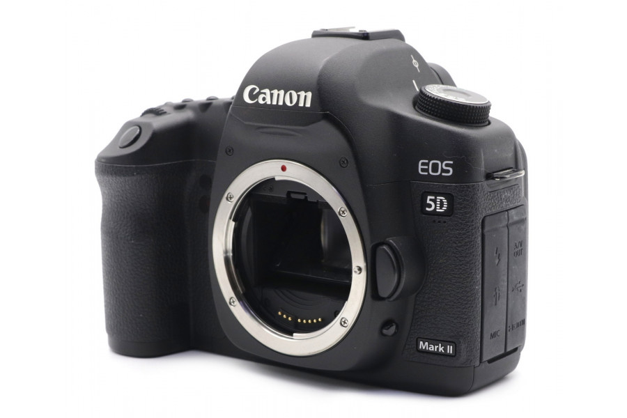 Canon EOS 5D Mark II body (пробег 16390 кадров)