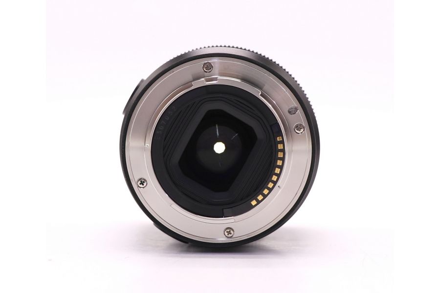 YongNuo 50mm f/1.8S DF DSM for E-mount в упаковке