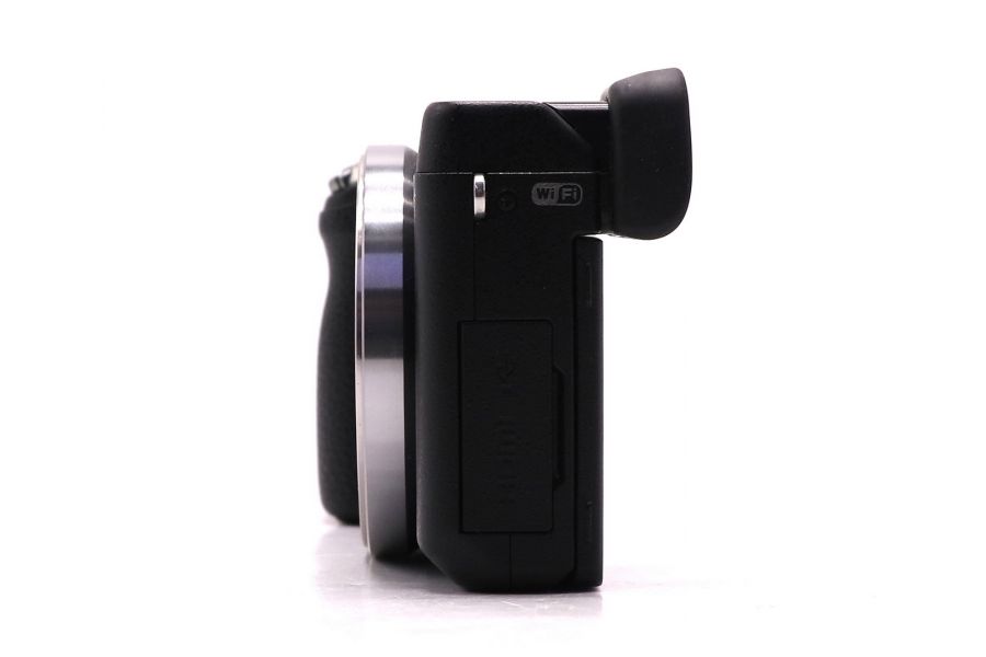 Sony Nex-6 body (пробег 15000 кадров)