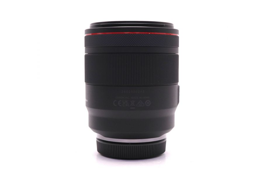 Объектив Canon RF 50mm f/1.2 L USM в упаковке