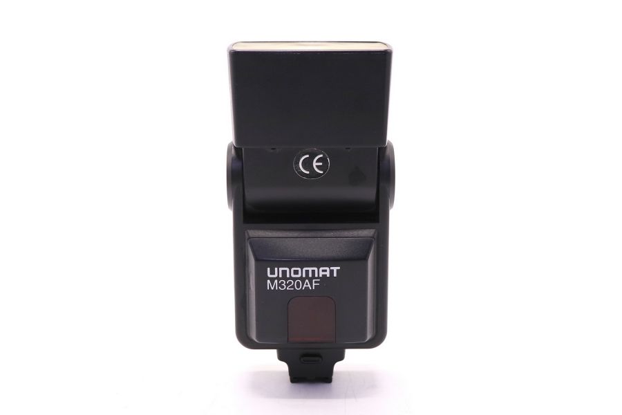 Фотовспышка Unomat M320AF в упаковке