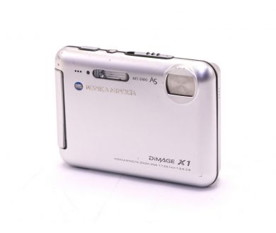 Ультракомпактная камера Konica Minolta Dimage X1