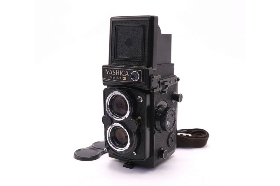 Yashica Mat-124 G (Japan, 1980г.)