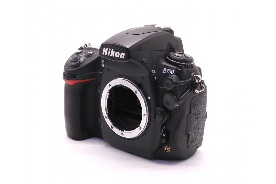 Камера Nikon D700 body (пробег 57400 кадров)