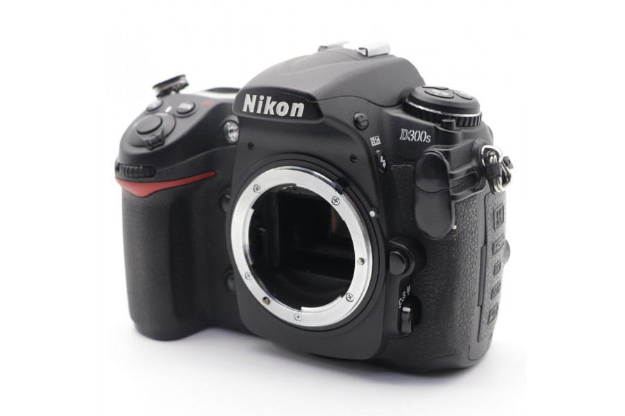 Камера Nikon D300s body (пробег 24880 кадров)