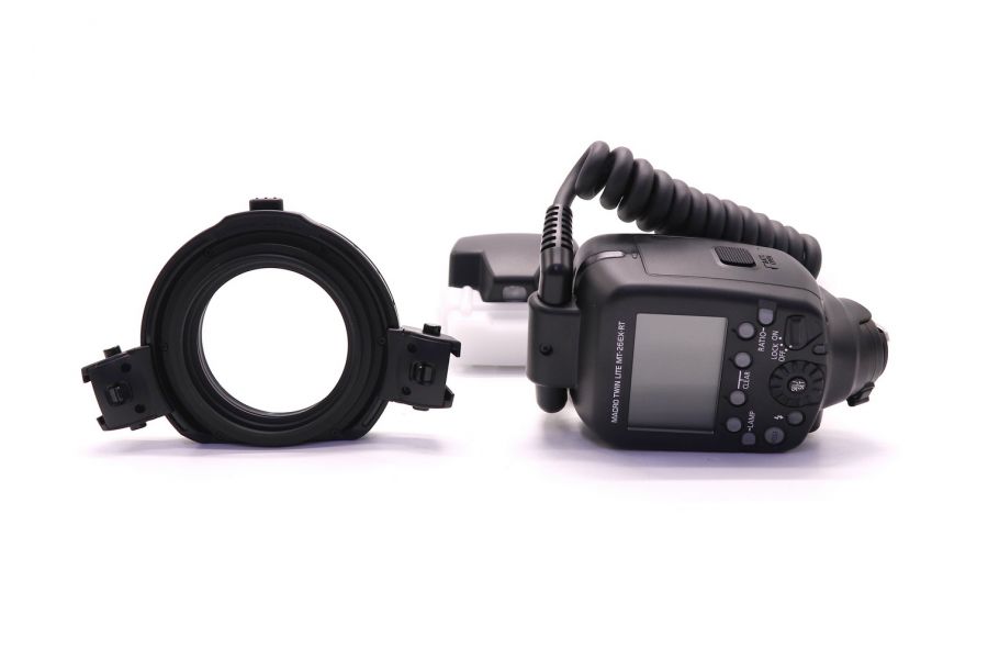 Фотовспышка кольцевая Canon Macro Twin Lite MT-26EX-RT в упаковке