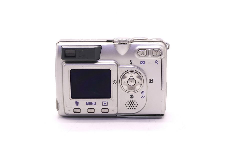 Компактный цифровой фотоаппарат Nikon Coolpix E5200