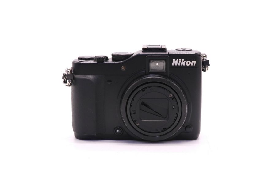 Nikon Coolpix P7000 неисправен