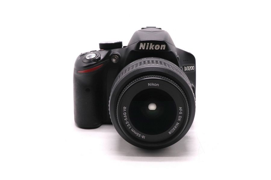 Nikon D3200 kit (пробег 17110 кадров) фотоаппарат