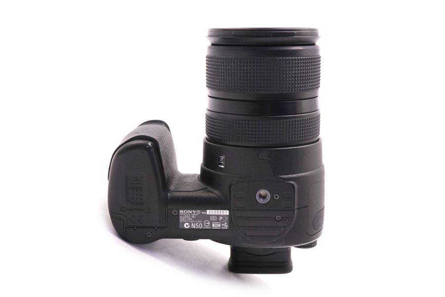 Sony Cyber-shot DSC-R1 неисправен фотоаппарат